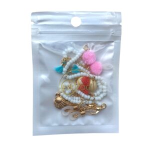 21358 brillenkoord - kralen en schelpjes - wit met goud - met kwastjes - multicolor verpakt